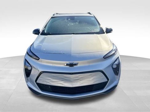 Used 2022 Chevrolet Bolt EUV Premier w/ Sun & Sound Package image 29