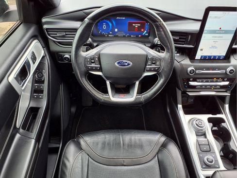 Used 2020 Ford Explorer ST w/ Premium Technology Package AWD/4WD image 13