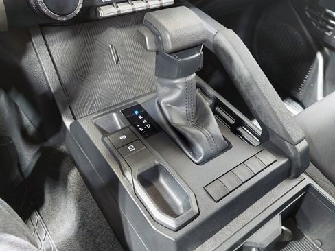 Used 2024 Toyota Tacoma SR image 22