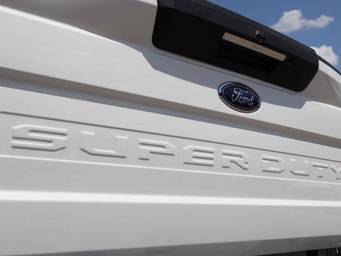 Used 2022 Ford F250 Lariat w/ Lariat Ultimate Package AWD/4WD image 57