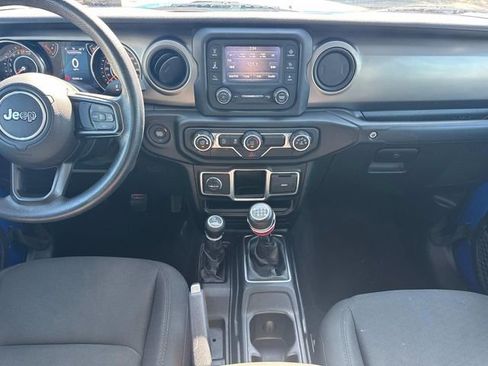 Used 2020 Jeep Gladiator Sport AWD/4WD image 19