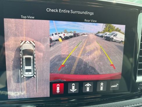 New 2026 Chrysler Pacifica Select image 36