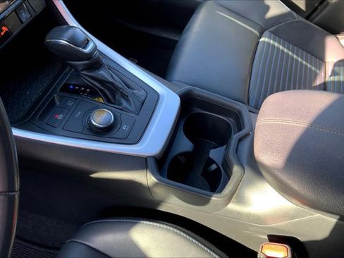 Used 2020 Toyota RAV4 XSE image 16