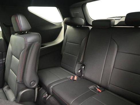 New 2026 Chevrolet Traverse Z71 w/ Driver Confidence Package image 9