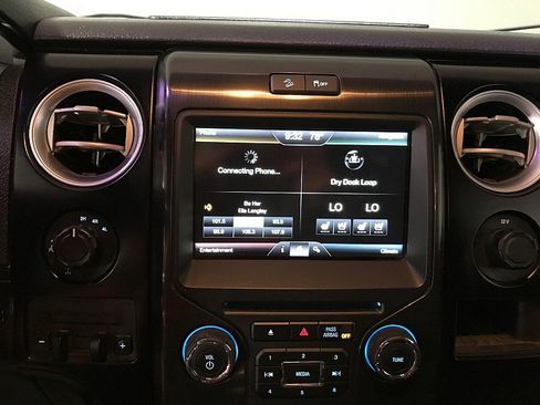 Used 2014 Ford F150 FX4 w/ Equipment Group 402A Luxury AWD/4WD image 28