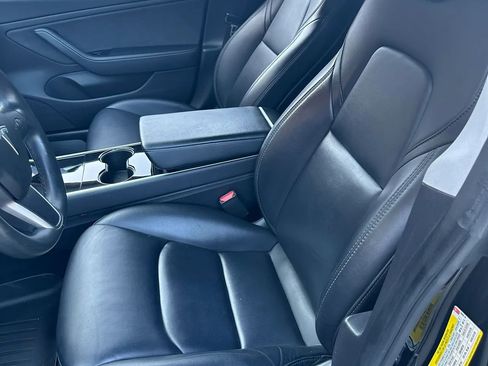 Used 2019 Tesla Model 3 RWD image 11