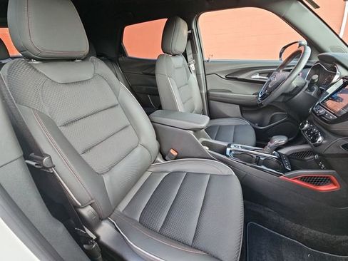 Used 2023 Chevrolet TrailBlazer RS w/ Convenience Package image 27