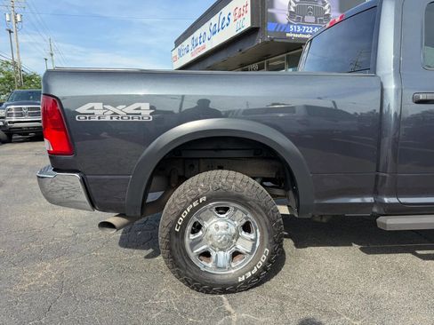 Used 2018 RAM 2500 Tradesman w/ Chrome Appearance Group AWD/4WD image 76