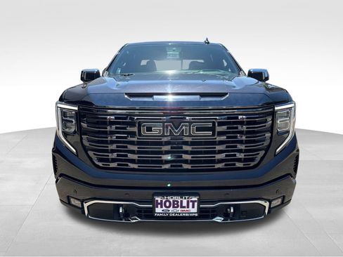 Used 2022 GMC Sierra 1500 Denali Ultimate AWD/4WD image 8