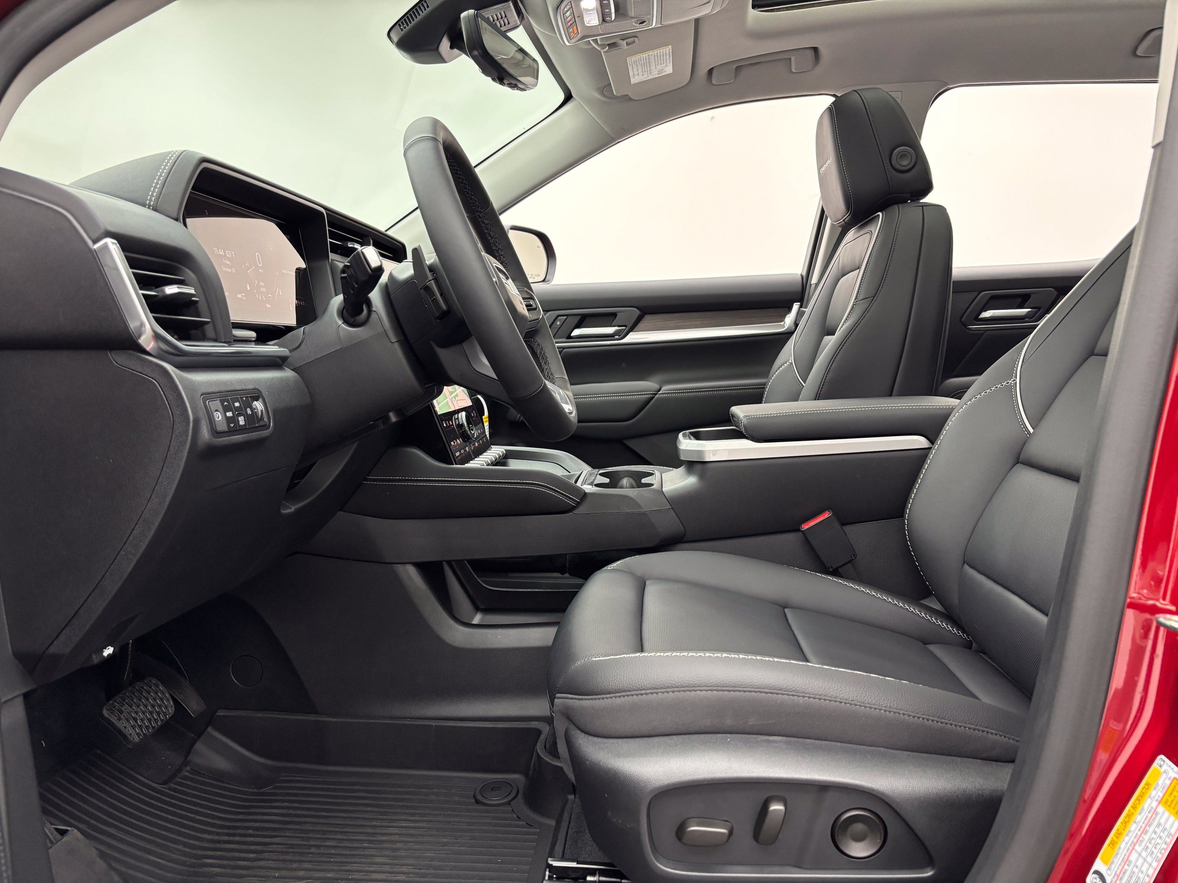 New 2027 GMC Terrain Denali w/ LPO, Floor Liner Package AWD/4WD image 19