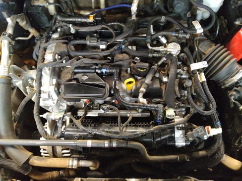 Used 2020 Ford Escape SE image 30