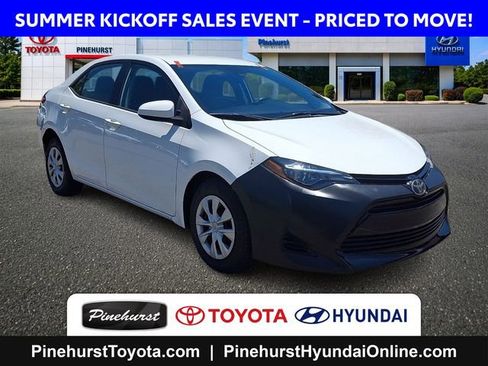Used 2017 Toyota Corolla L FWD image 1