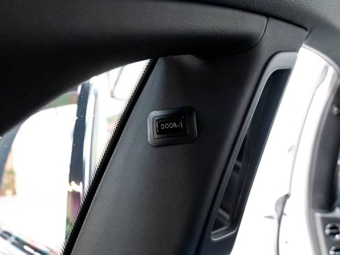 Used 2012 Rolls-Royce Ghost RWD image 50
