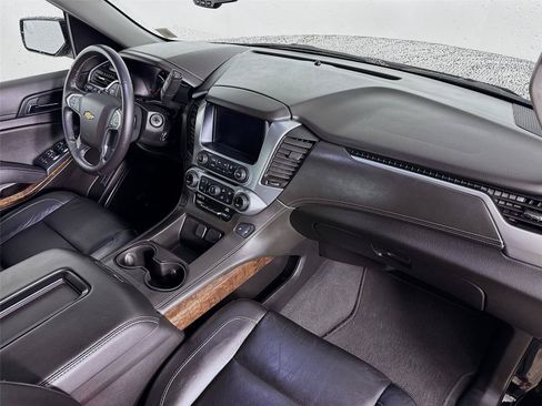 Used 2019 Chevrolet Tahoe LT AWD/4WD image 31