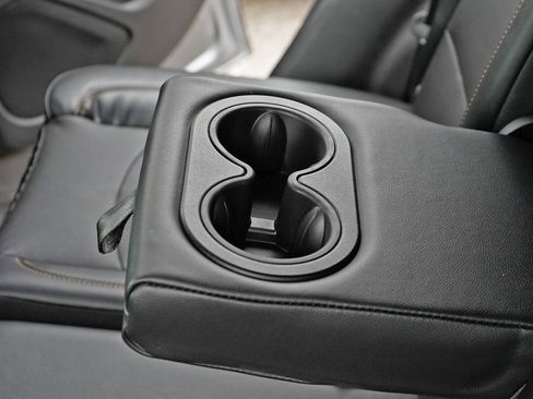 Used 2020 GMC Terrain SLT w/ Preferred Package image 25