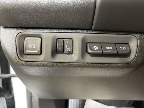 Used 2023 GMC Acadia Denali w/ Denali Technology Package AWD/4WD image 6