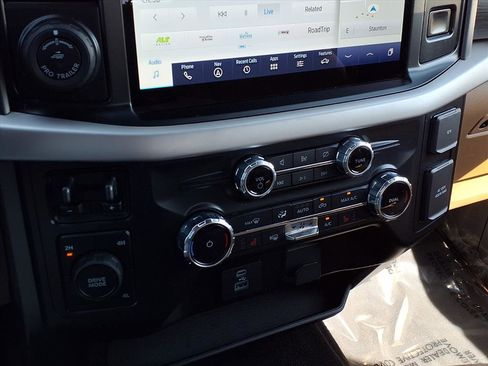 Used 2022 Ford F150 XLT w/ Equipment Group 302A High image 9