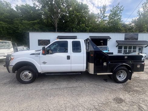 Used 2015 Ford F350 XL w/ Power Equipment Group AWD/4WD image 1