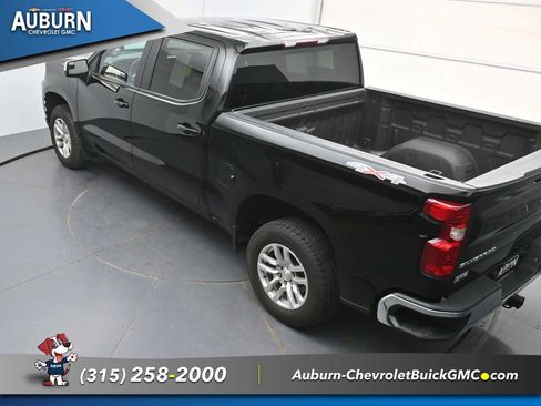 Used 2021 Chevrolet Silverado 1500 LT w/ Bed Protection Package AWD/4WD image 31