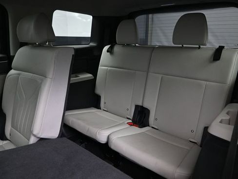 Used 2024 Hyundai Santa Fe SEL image 23