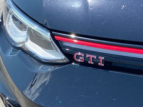 Certified 2024 Volkswagen GTI SE FWD image 5