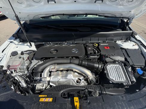 New 2026 Mercedes-Benz GLB 250 4MATIC image 21