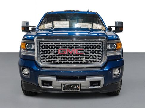 Used 2016 GMC Sierra 2500 Denali w/ Duramax Plus Package AWD/4WD image 3