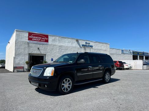 Used 2012 GMC Yukon XL Denali AWD/4WD image 6