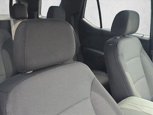 Used 2023 Chevrolet Traverse LT image 22