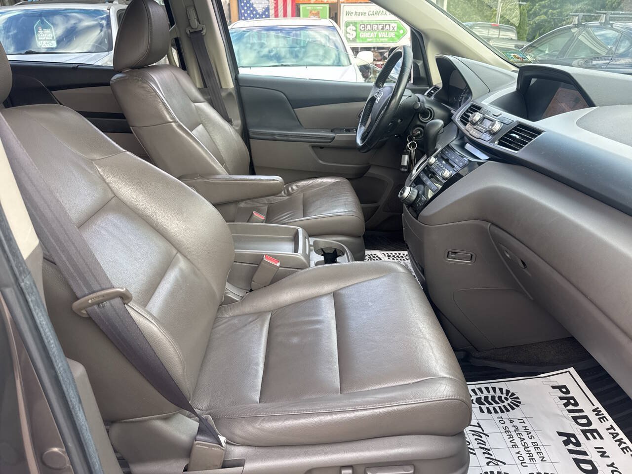 Used 2012 Honda Odyssey Touring Elite image 11
