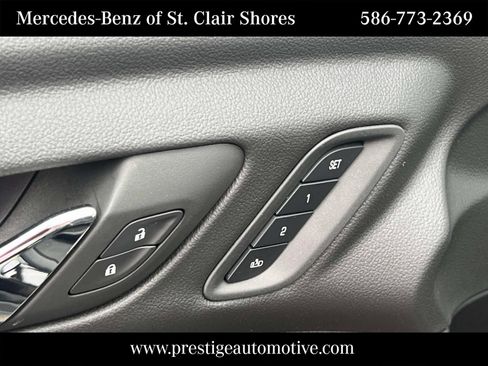 Used 2023 GMC Acadia Denali w/ Denali Ultimate Package AWD/4WD image 22