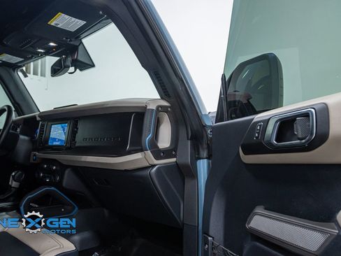 Used 2022 Ford Bronco Wildtrak AWD/4WD image 38