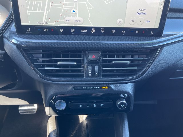 Used 2024 Ford Escape ST-Line w/ Tech Pack #1 AWD/4WD image 18