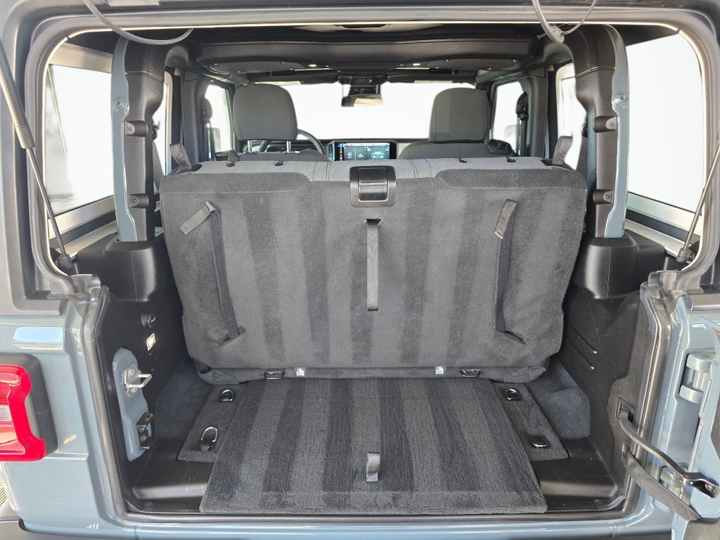 Used 2024 Jeep Wrangler Sport AWD/4WD image 14