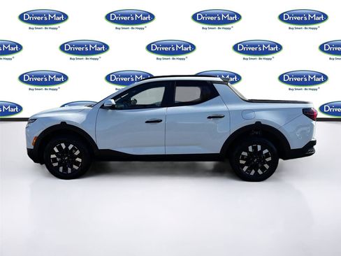 Used 2025 Hyundai Santa Cruz SEL FWD image 4