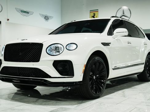 Used 2022 Bentley Bentayga Speed image 4