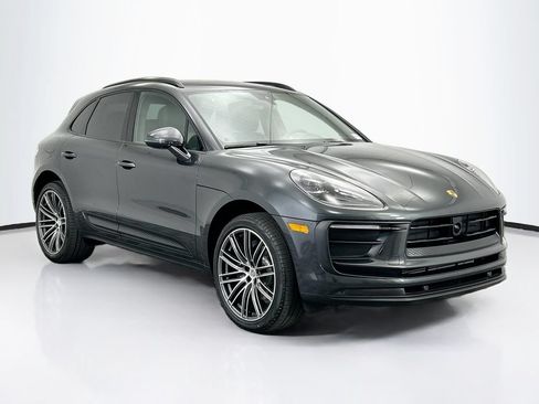 Used 2026 Porsche Macan AWD/4WD image 9