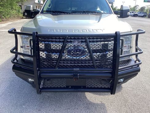 Used 2017 Ford F350 Lariat w/ Lariat Value Package image 20