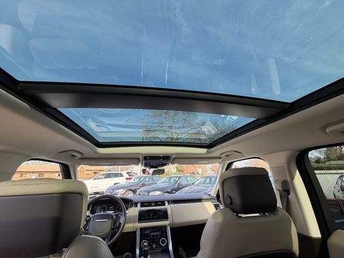 Used 2018 Land Rover Range Rover Sport HSE AWD/4WD image 37