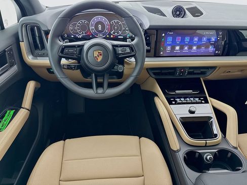 New 2026 Porsche Cayenne AWD/4WD image 25