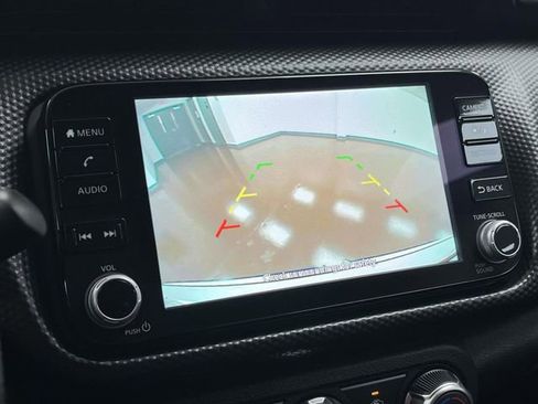 Used 2024 Nissan Kicks SV image 28