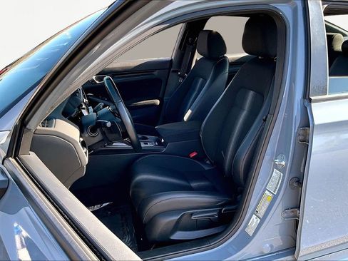 Used 2023 Honda Civic Sport image 17