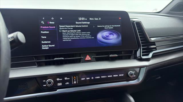 Used 2025 Kia Sportage SX FWD image 35
