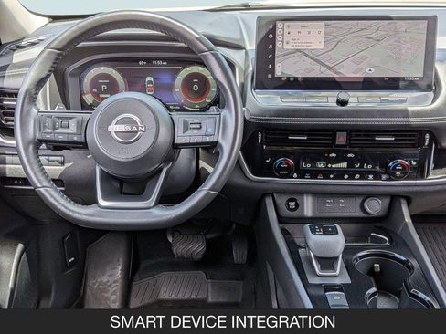 Used 2024 Nissan Rogue SL w/ SL Premium Package FWD image 13