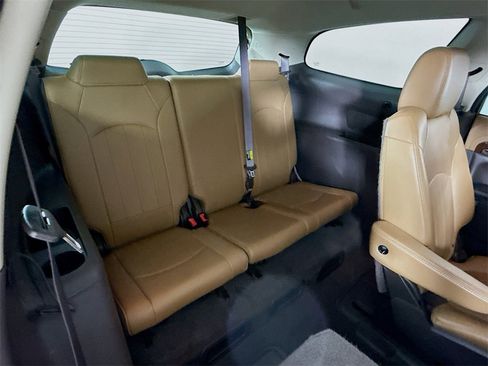 Used 2017 Buick Enclave Leather w/ Trailering Package image 31