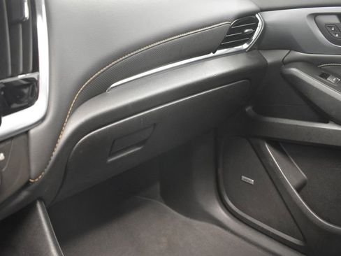 Used 2018 Chevrolet Traverse Premier w/ Redline Edition image 42