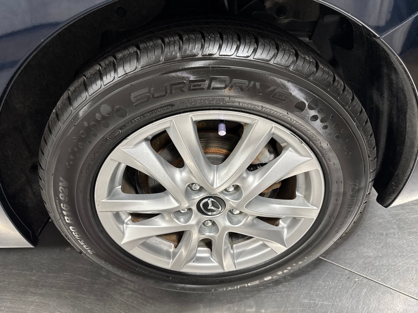 Used 2015 MAZDA MAZDA3 i Touring w/ Technology Package FWD image 12