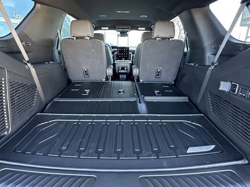 New 2026 GMC Yukon Elevation w/ LPO, Floor Liner Package image 8