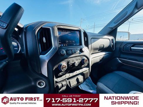 Used 2019 Chevrolet Silverado 1500 LT Trail Boss w/ Convenience Package image 12