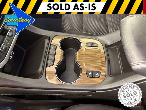 Used 2020 GMC Acadia SLE w/ Driver Convenience Package FWD image 29